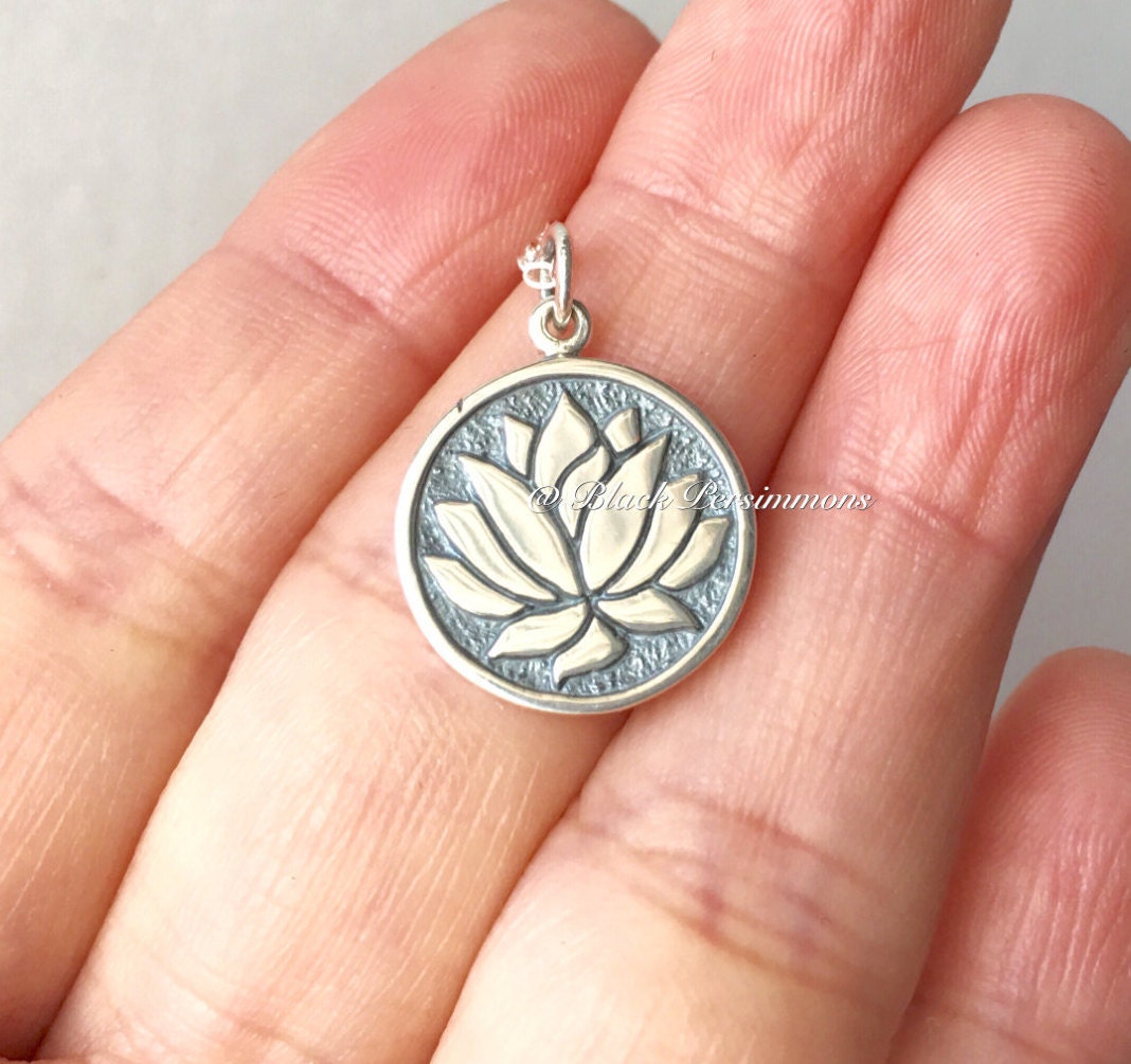 Solid 925 Sterling Silver Etched Lotus Flower Pendant Necklace