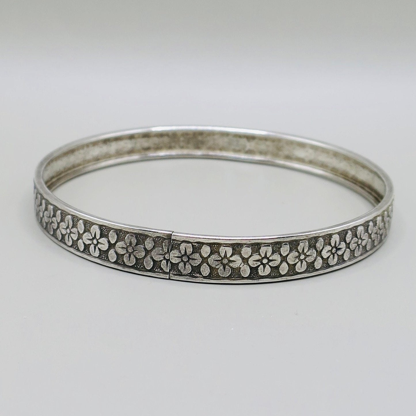 Vintage Sterling Silver Embossed Floral Stacking Bangle Bracelet, 8.7 grams