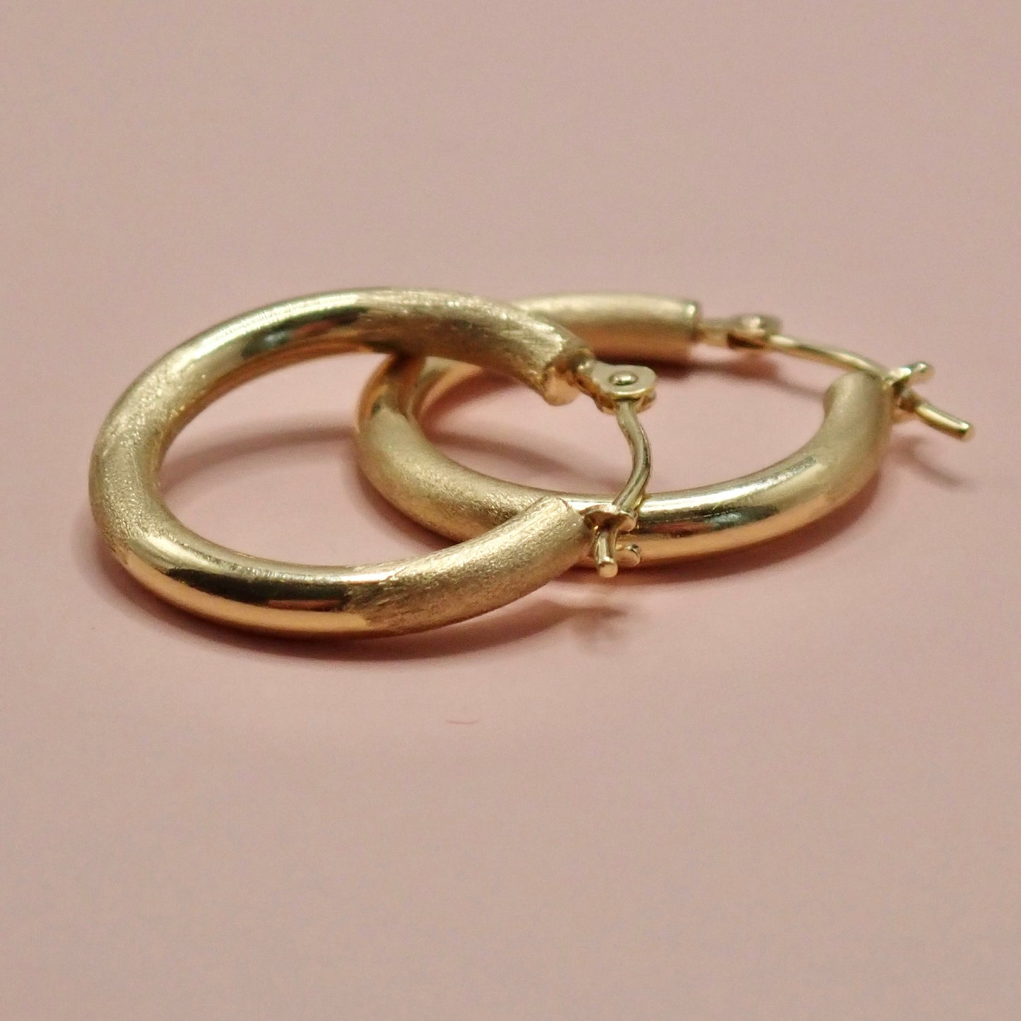 PreLoved Solid 14K Yellow Gold "Mixed Texture" Satin & Polished Hoop Earrings