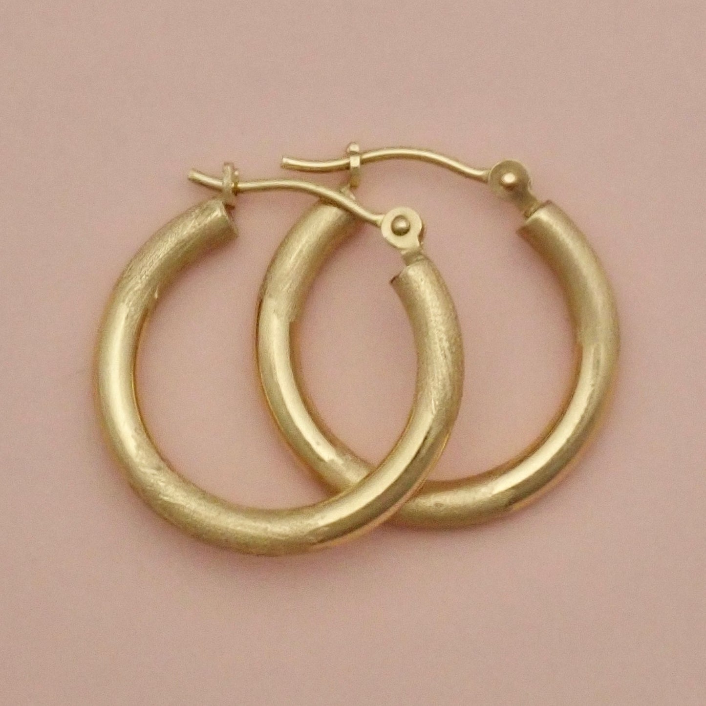 PreLoved Solid 14K Yellow Gold "Mixed Texture" Satin & Polished Hoop Earrings