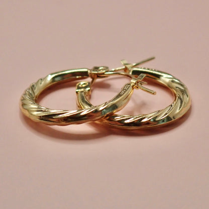 PreLoved Solid 14K Yellow Gold Spiraled Rope Hoop Earrings