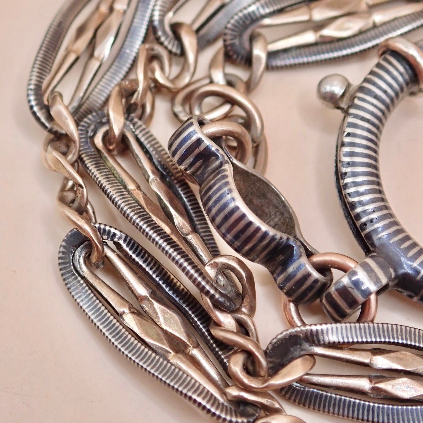 Antique Victorian .800 Silver & 9K Rose Gold Vermeil Niello Trombone Link Necklace MB66