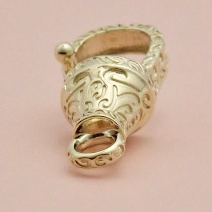 English 9ct Gold Intricately Engraved "Scroll" Dog Clip 24mm