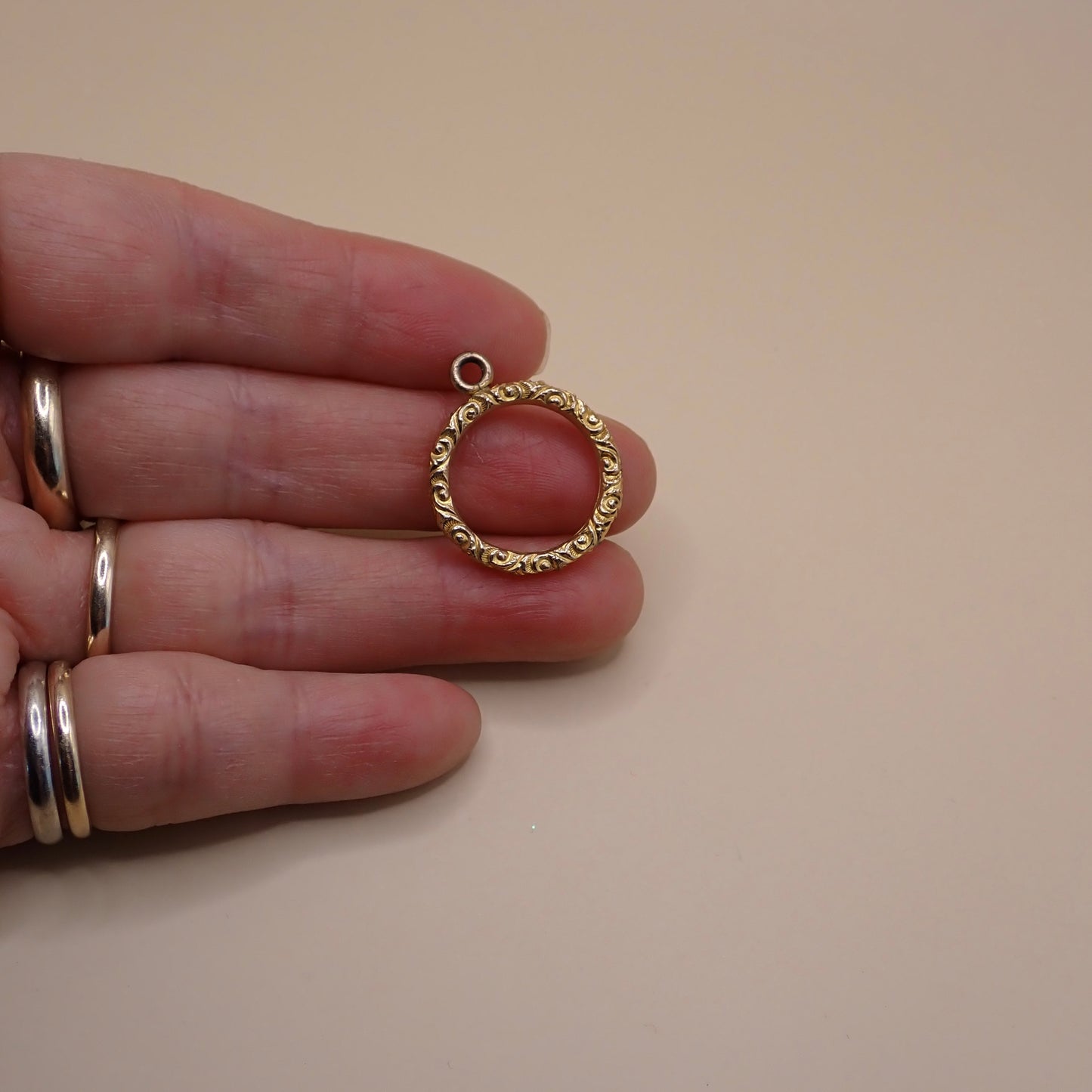 Antique Victorian Chased Scroll “Halo” Ring Finding & Charm