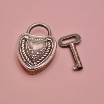 Rare Antique 1899 Sterling Silver Repoussé Heart Padlock & Working Key