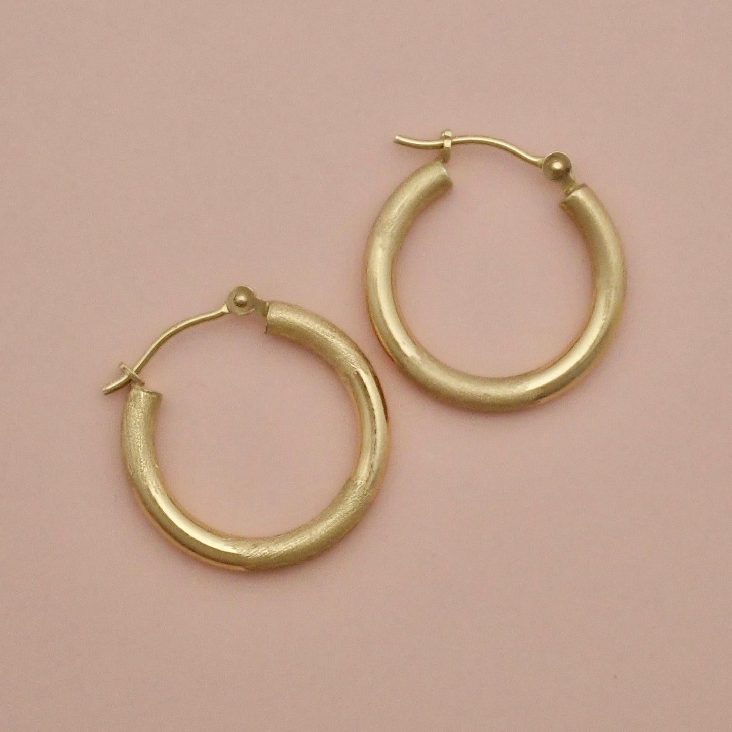 PreLoved Solid 14K Yellow Gold "Mixed Texture" Satin & Polished Hoop Earrings