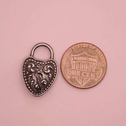 Rare Antique 1899 Sterling Silver Repoussé Heart Padlock & Working Key