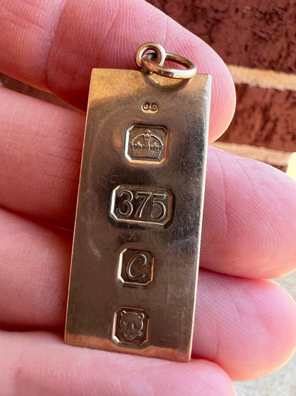 Vintage 1977 British 9K Yellow Gold Ingot Pendant – London Hallmarked, Silver Jubilee Era