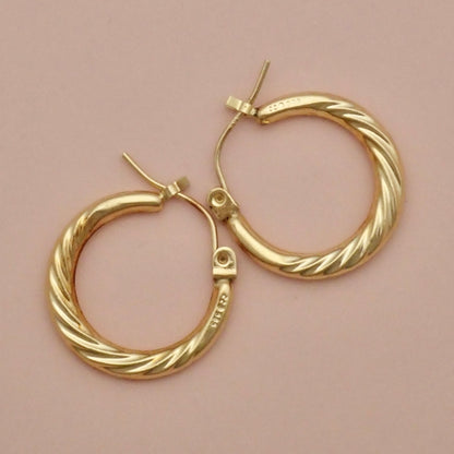 PreLoved Solid 14K Yellow Gold Spiraled Rope Hoop Earrings
