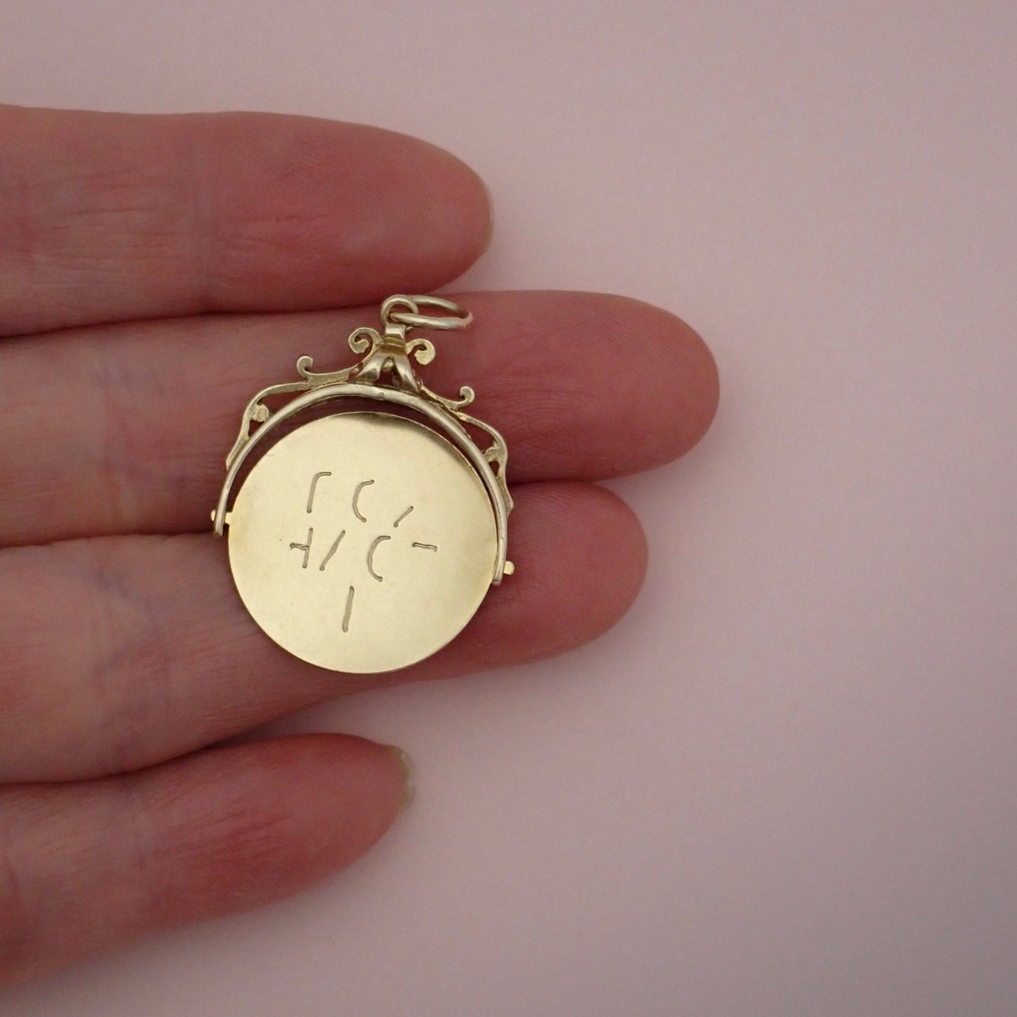 Vintage 1975 Birmingham 9ct Gold Heart Shaped 'I Love You' Spinner Charm Pendant