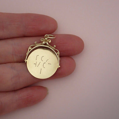 Vintage 1975 Birmingham 9ct Gold Heart Shaped 'I Love You' Spinner Charm Pendant