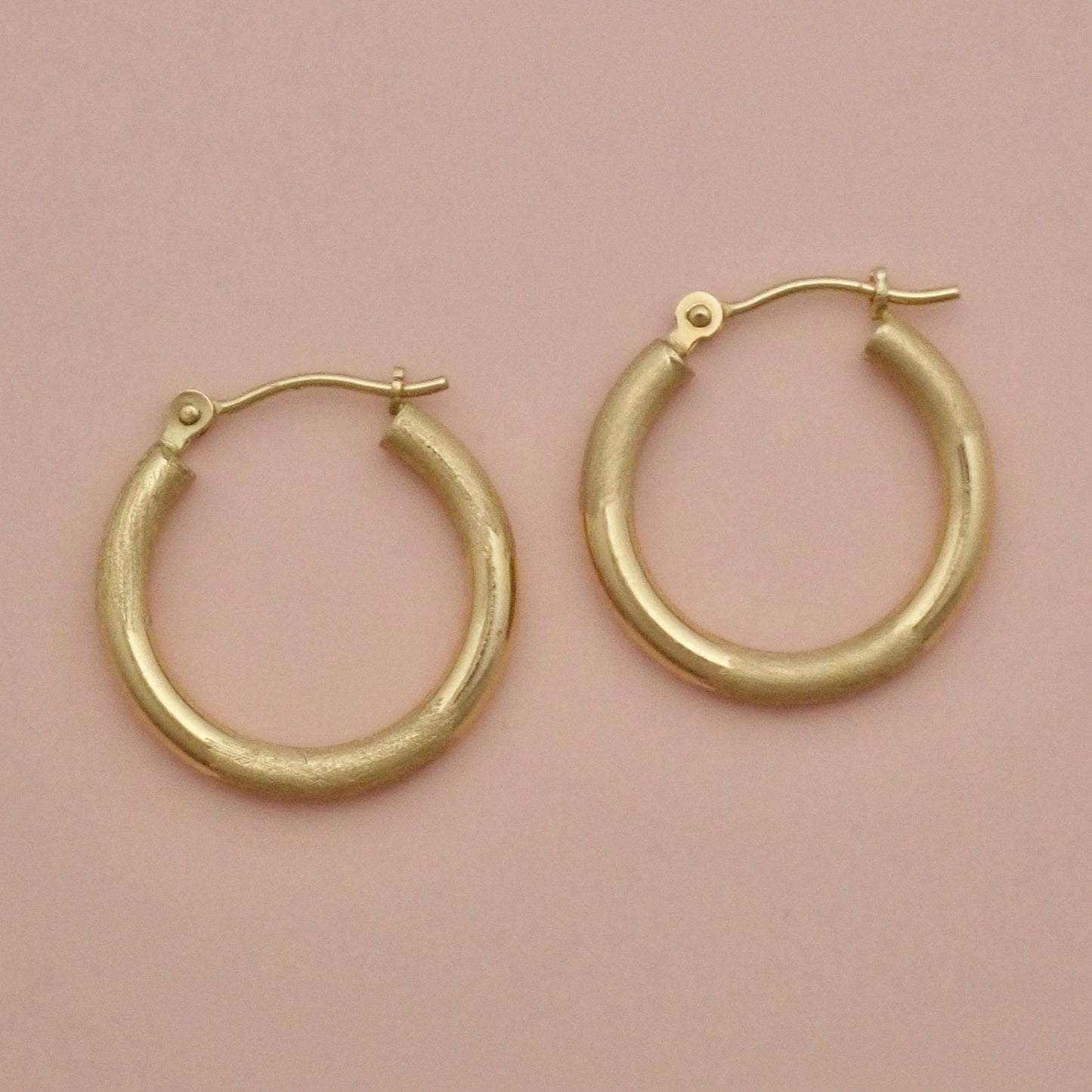 PreLoved Solid 14K Yellow Gold "Mixed Texture" Satin & Polished Hoop Earrings