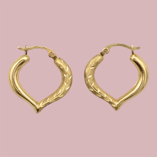 Preowned 14K Yellow Gold Open Heart Hoops – Radiant Diamond-Cut Earrings