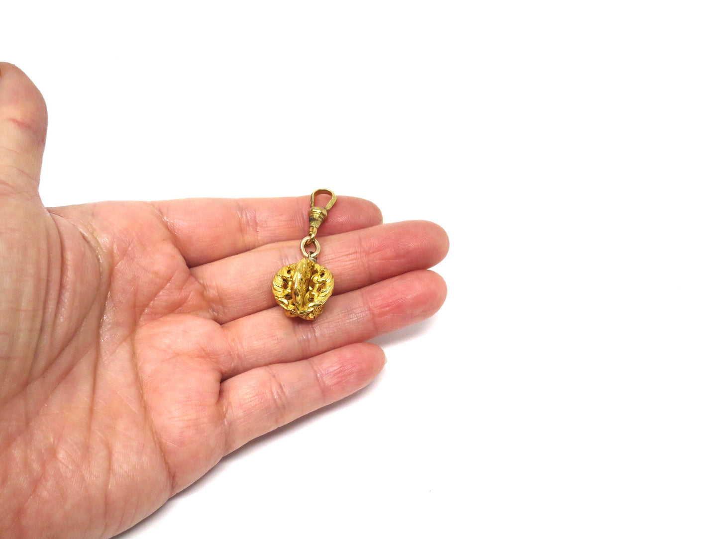 Antique Victorian 18k Yellow Gold Chasing Carambola Shape | Star Fruit Shape Charm