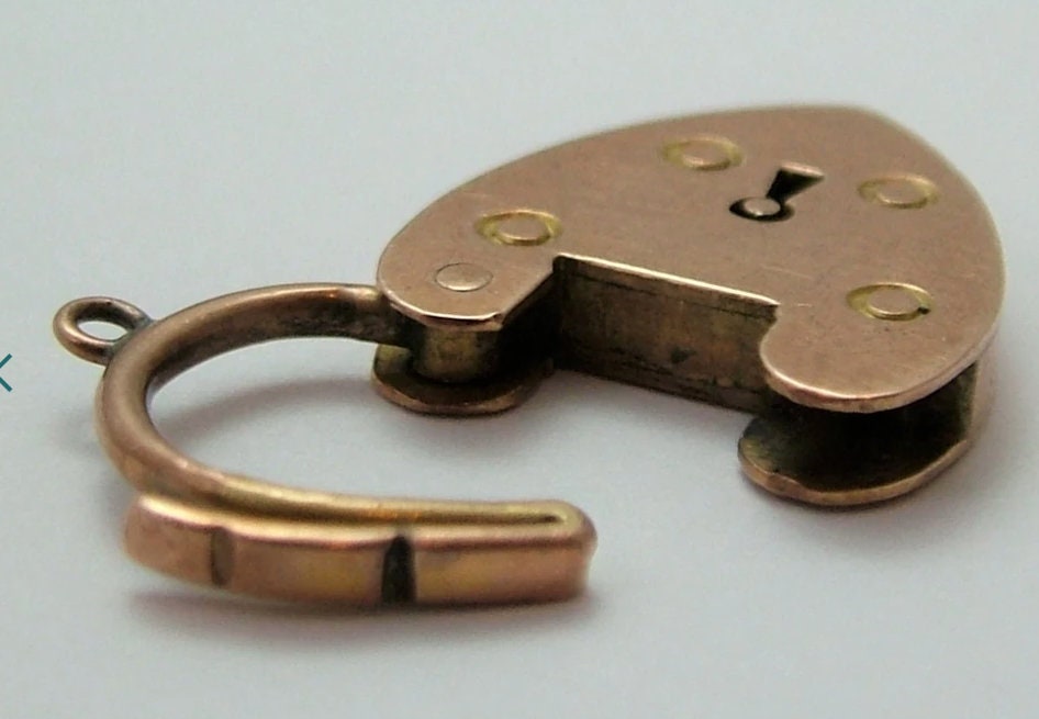 Antique Edwardian c1910 9ct Rose Gold Heart Shaped Padlock Charm or Pendant