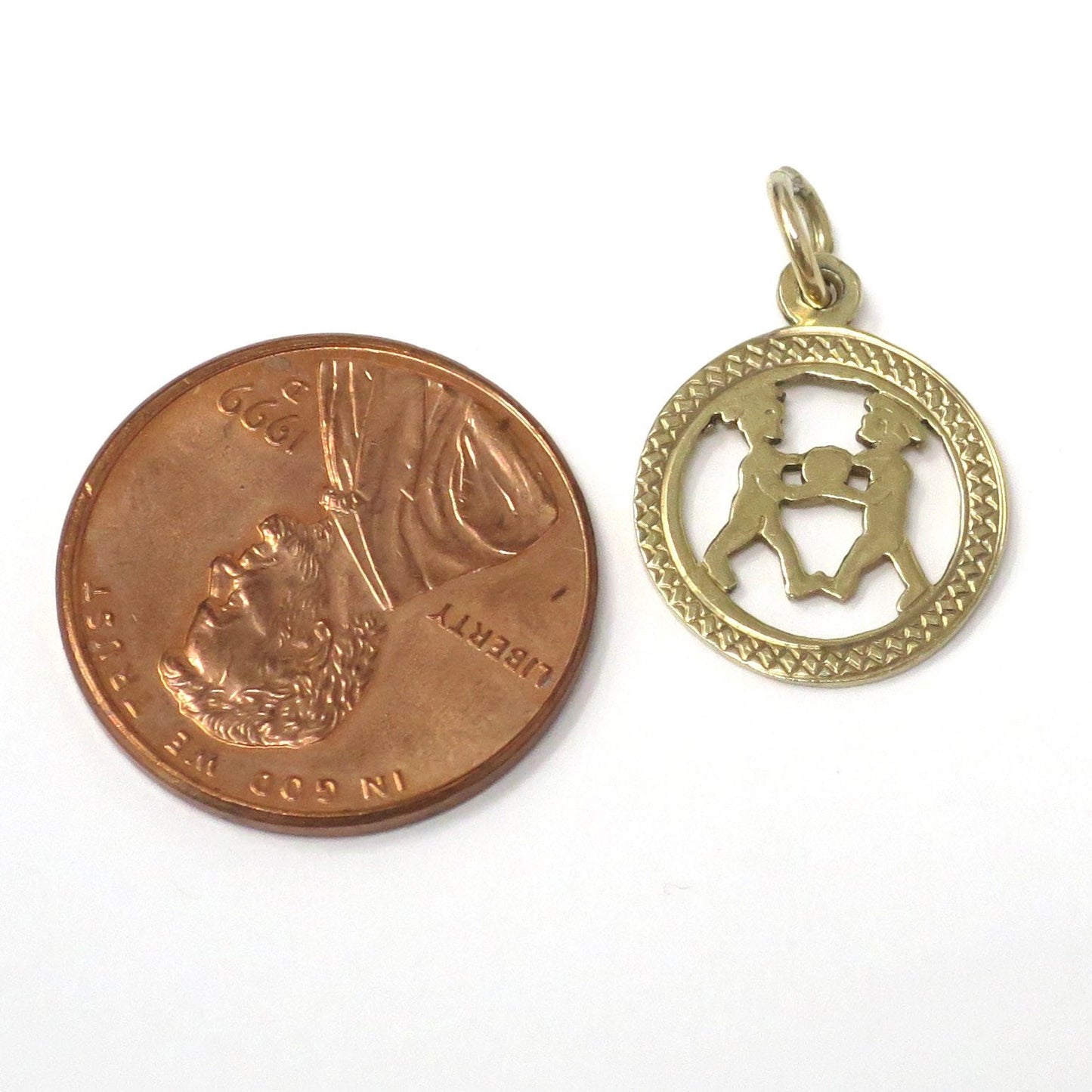 Vintage 1975 Birmingham 9ct Gold Gemini Zodiac Disc Charm