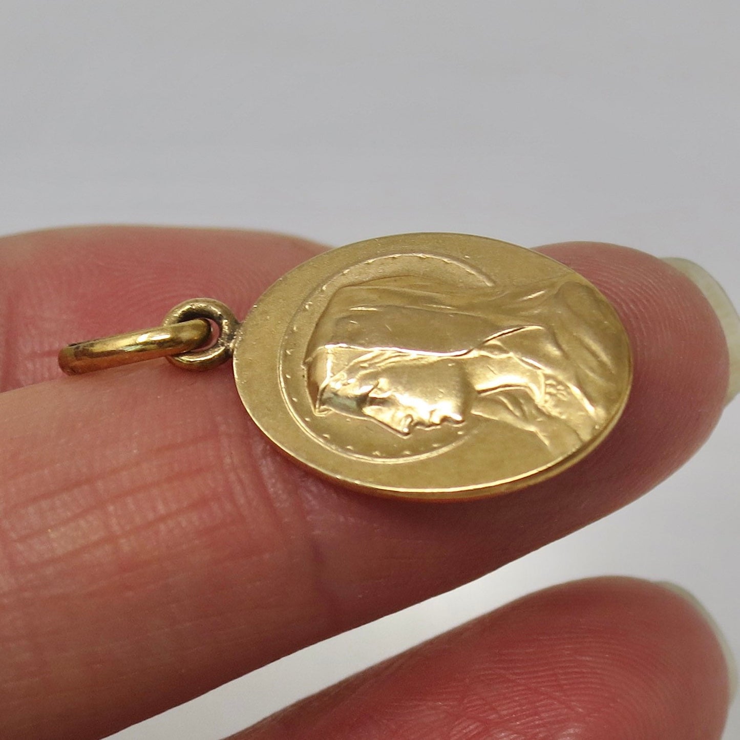 14k Gold Fill Oval Virgin Mary Pendant – Vintage French Lourdes Medal Charm