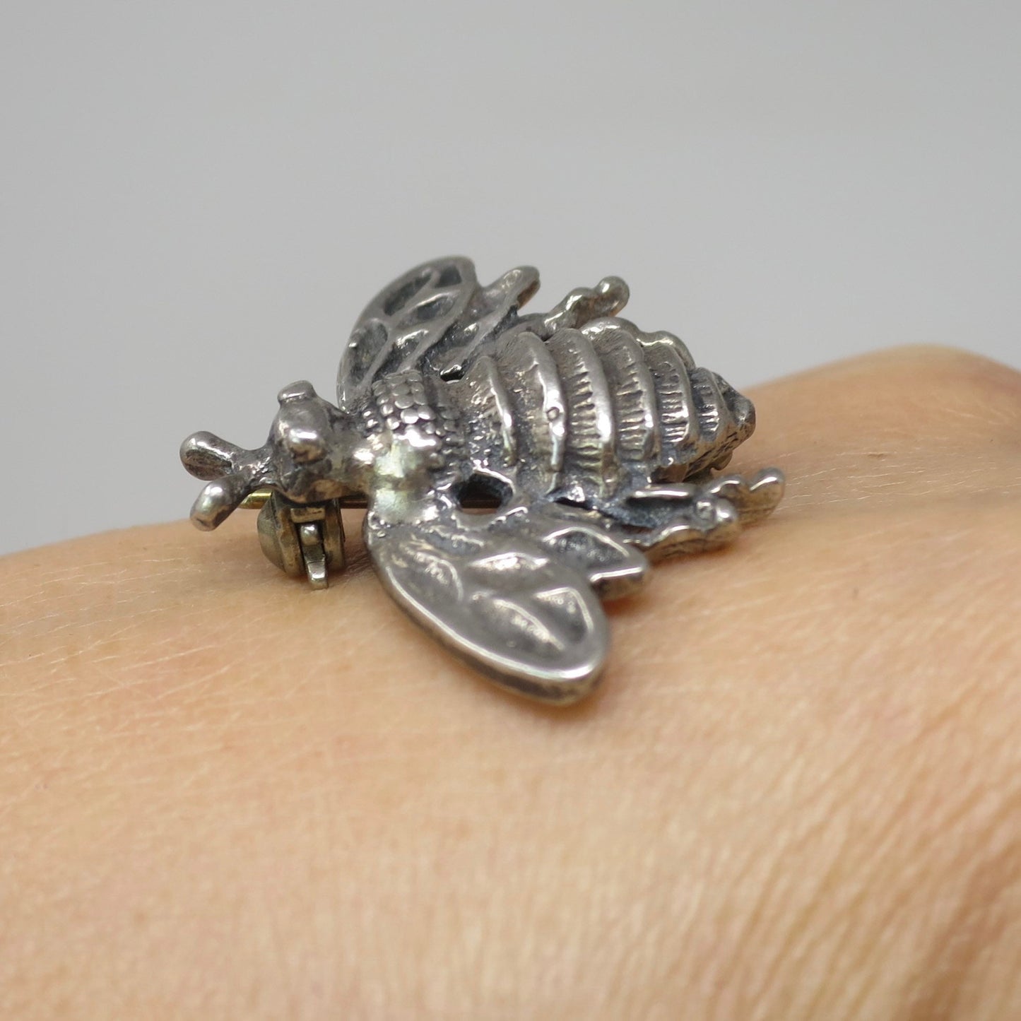 Vintage 3D Silver Bumblebee Pin Brooch