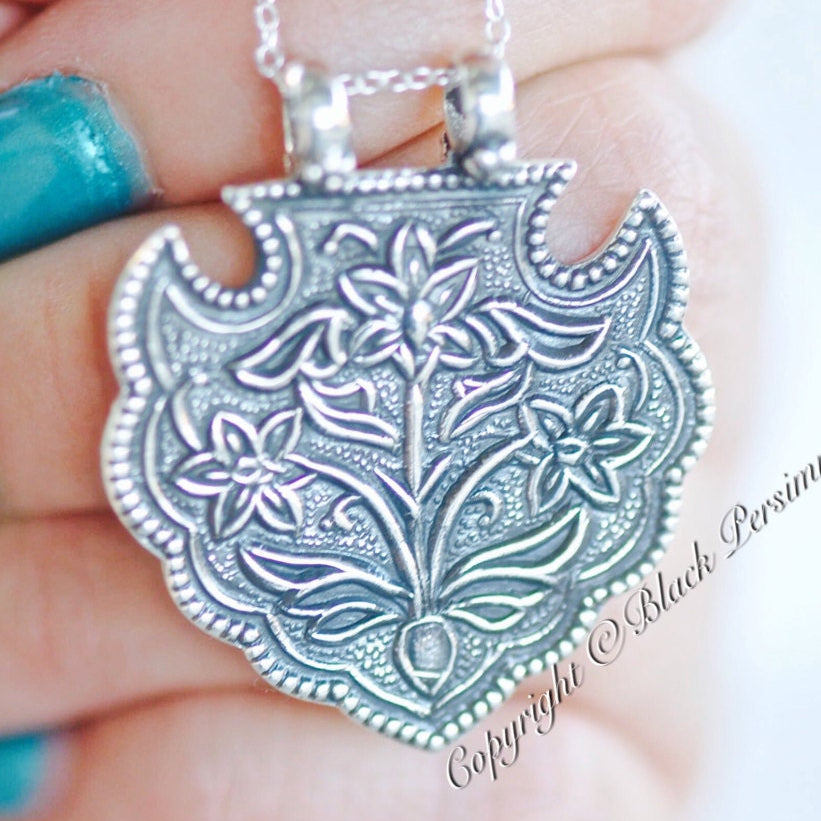 Solid 925 Sterling Silver Serenity with Three Flowers Pendant