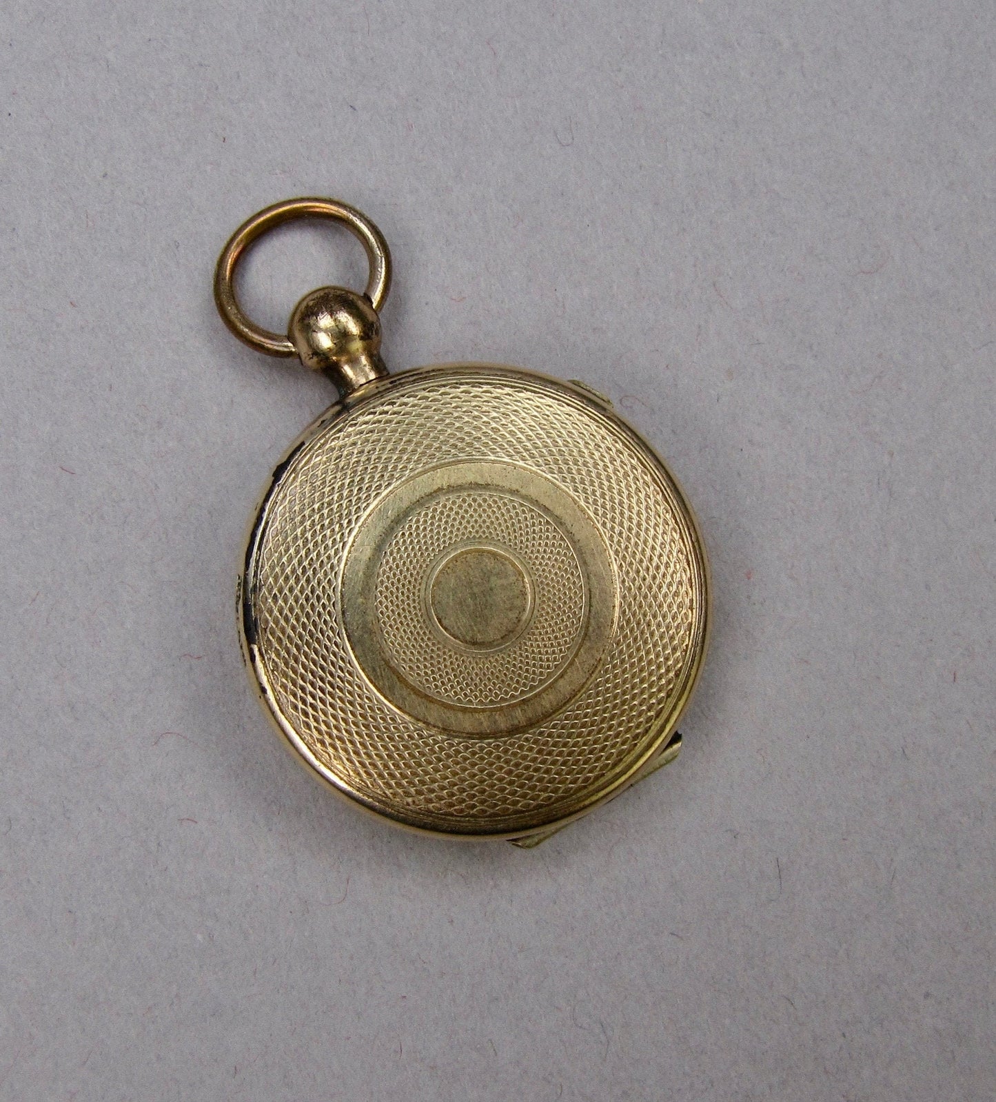 Antique Yellow Gold Fill Daguerreotype Round Locket Pendant