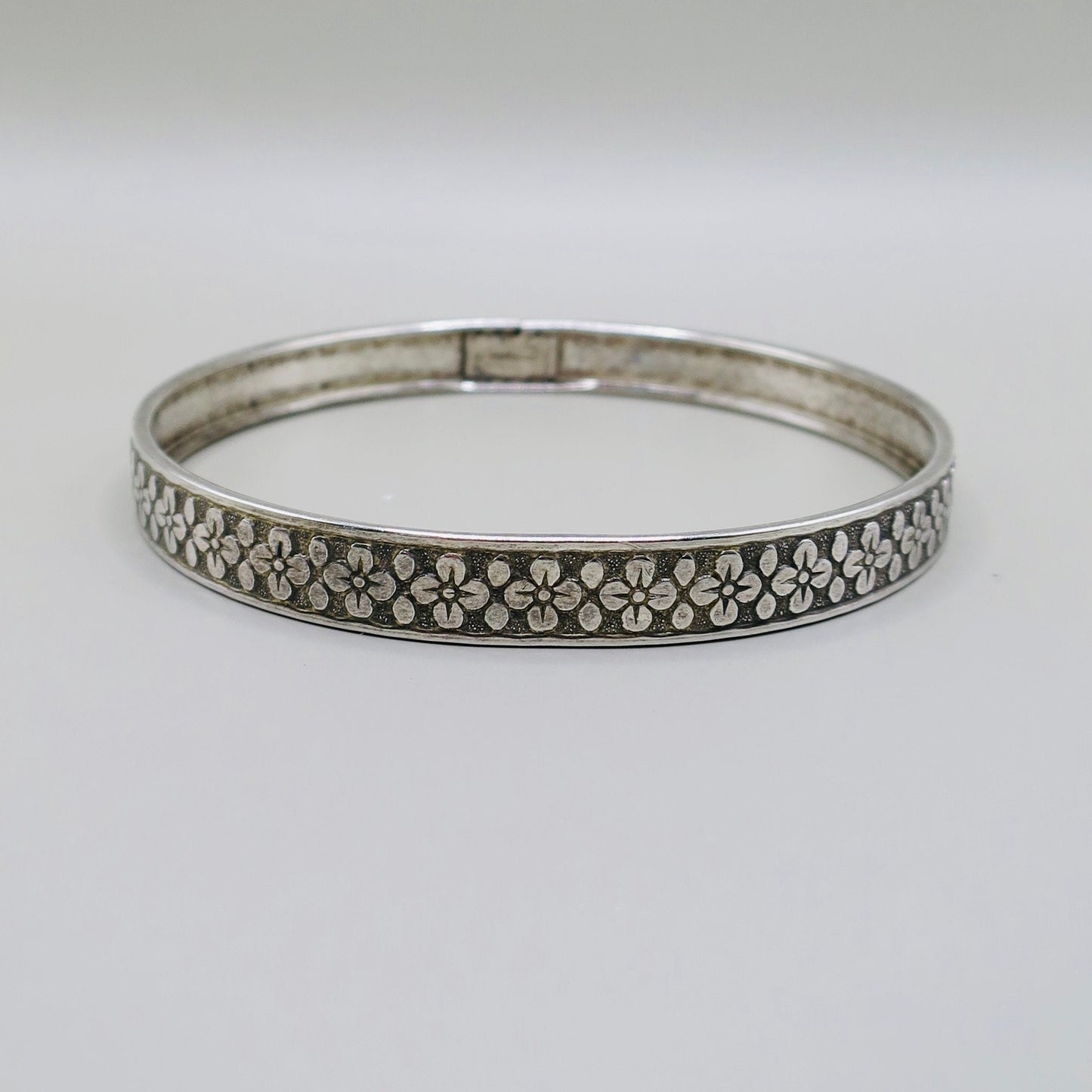 Vintage Sterling Silver Embossed Floral Stacking Bangle Bracelet, 8.7 grams