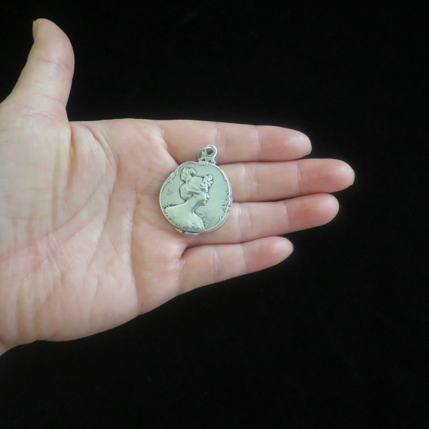 Antique French Art Nouveau Sliding Mirror Locket Pendant