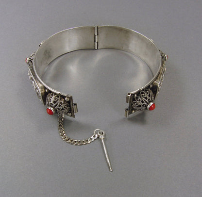 Vintage Sterling Silver Red Jasper Tribal Ethnic Filigree Medieval Hinged Bangle Bracelet