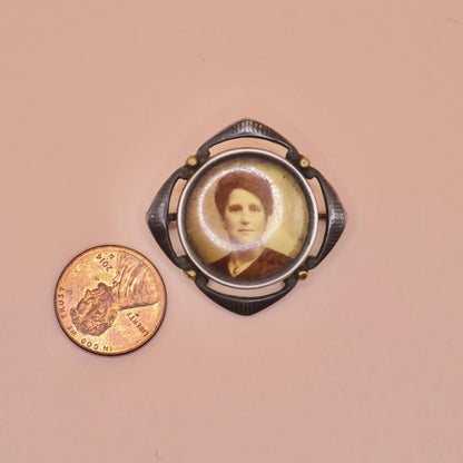 Antique Victorian Niello & Rose Gold Gilt Square Frame Pin Brooch with Daguerreotype Photo N3