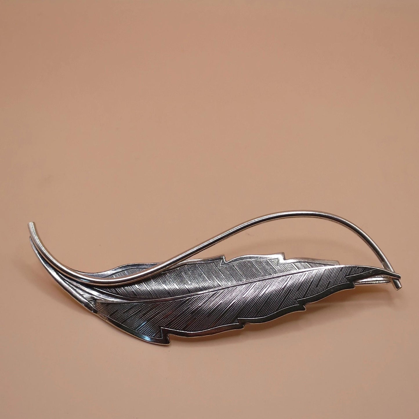 Vintage BEAU Signed Sterling Silver 3D Textured Leaf Pin Brooch