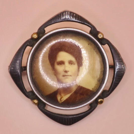 Antique Victorian Niello & Rose Gold Gilt Square Frame Pin Brooch with Daguerreotype Photo N3