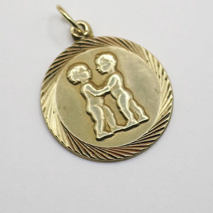 Vintage 1965 London 9ct Gold Gemini Zodiac Disc Charm Pendant