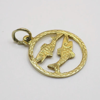 Vintage 1969 9ct 9k Gold Pisces Fish Zodiac Disc Charm