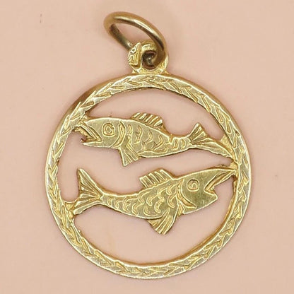 Vintage 1969 9ct 9k Gold Pisces Fish Zodiac Disc Charm