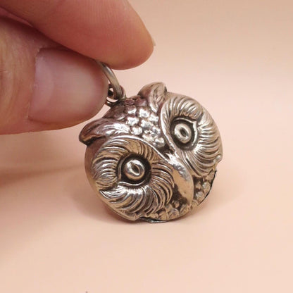 1920 Antique Athur Johnson Smith Sterling Silver 3D Doudble Sided Owl Pendant