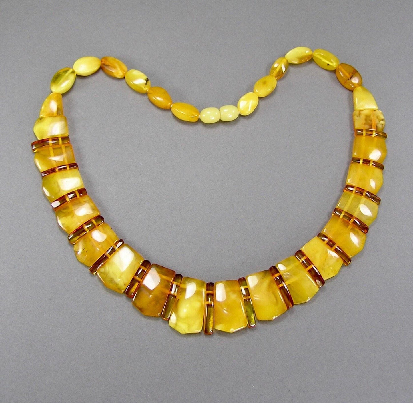 Vintage Marbled Baltic Egg Yolk Amber Beads Necklace