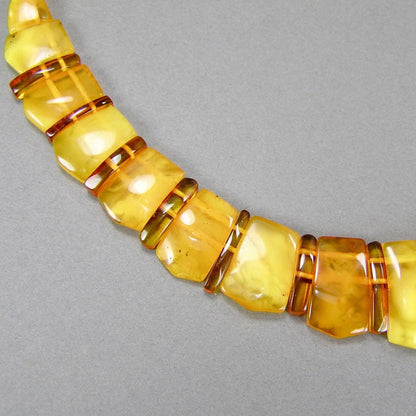 Vintage Marbled Baltic Egg Yolk Amber Beads Necklace