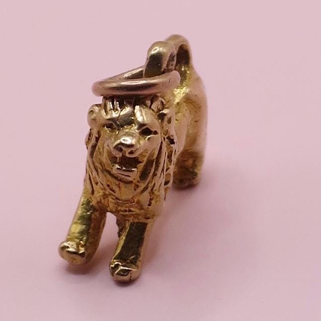 Vintage 1955 Birmingham 9ct 9k Solid Yellow Gold Leo Lion Zodiac Charm