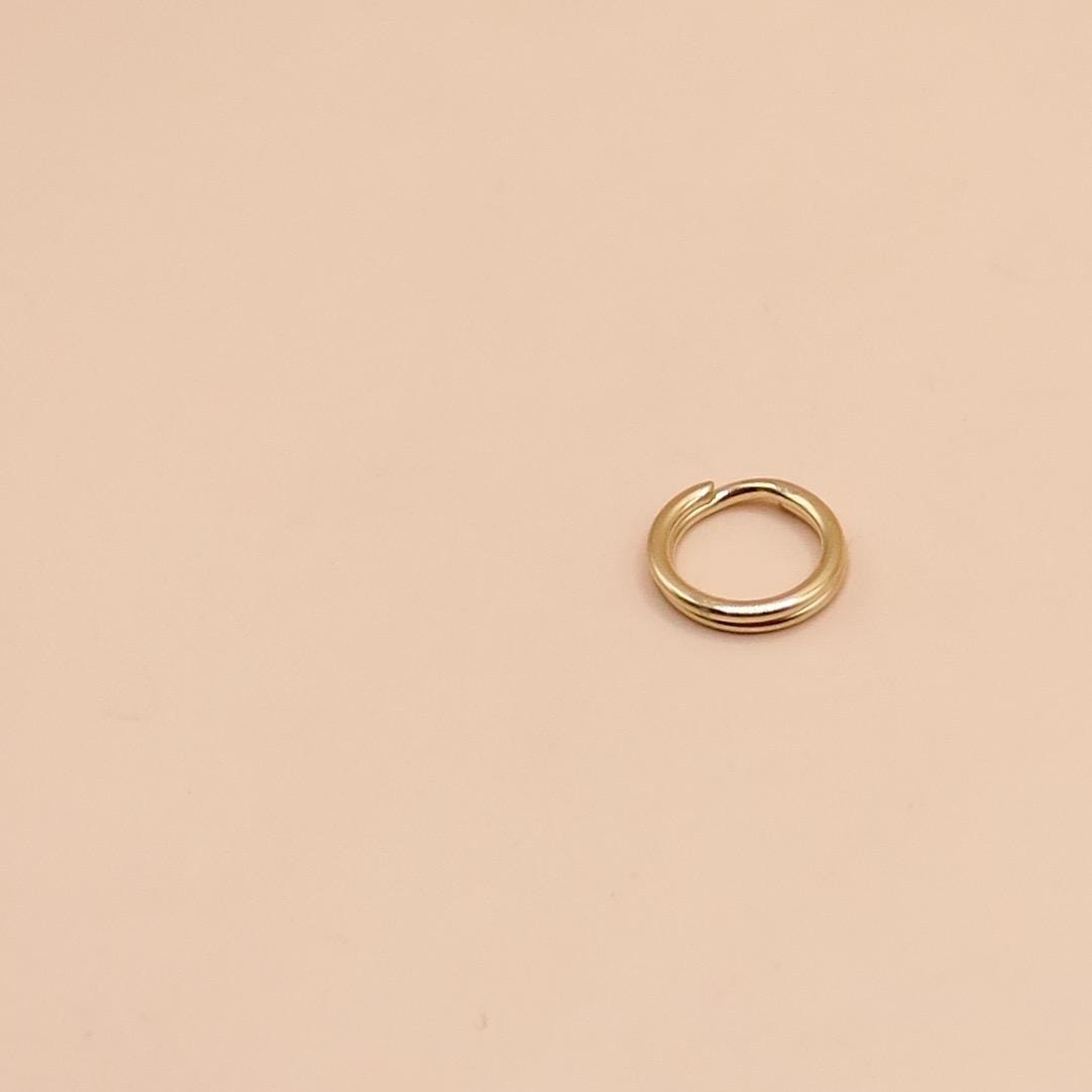 14K Yellow Gold Split Jump Ring: 5.6mm Charm Link