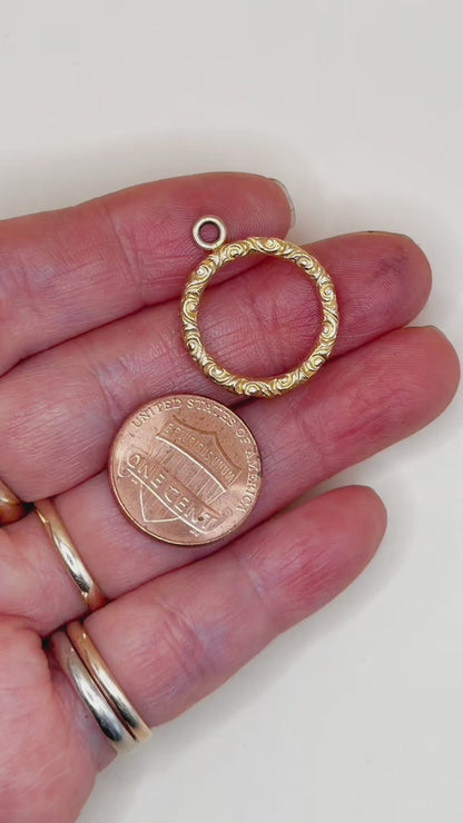 Antique Victorian Chased Scroll “Halo” Ring Finding & Charm